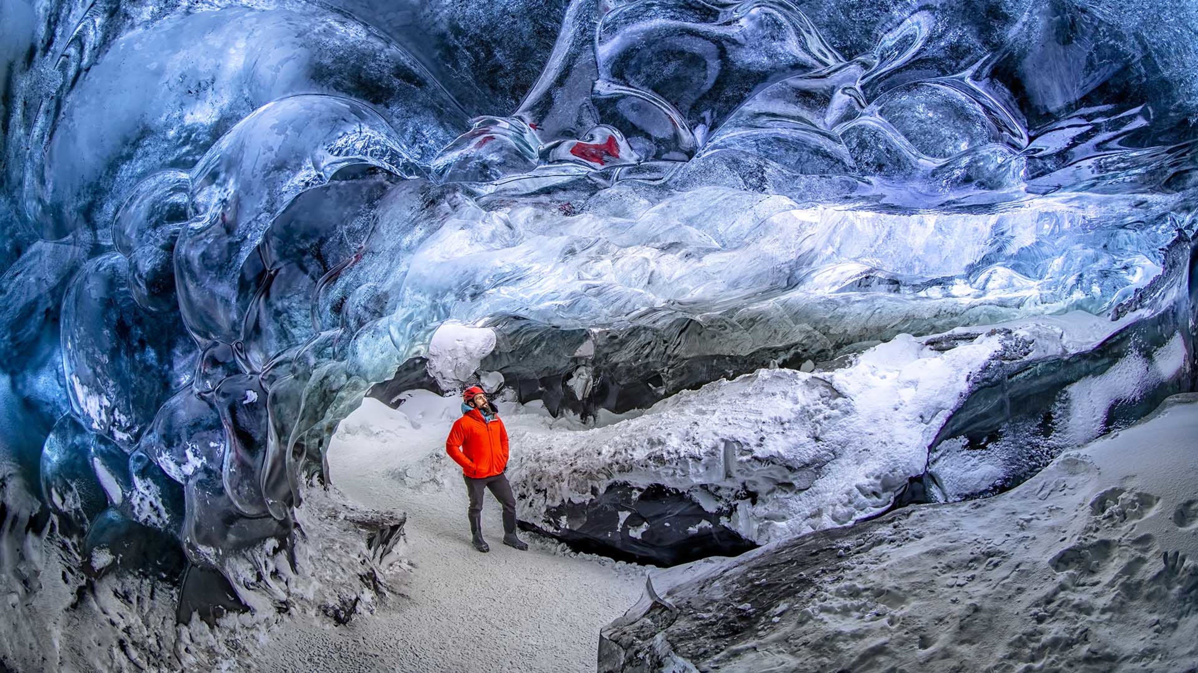 blue ice cave iceland