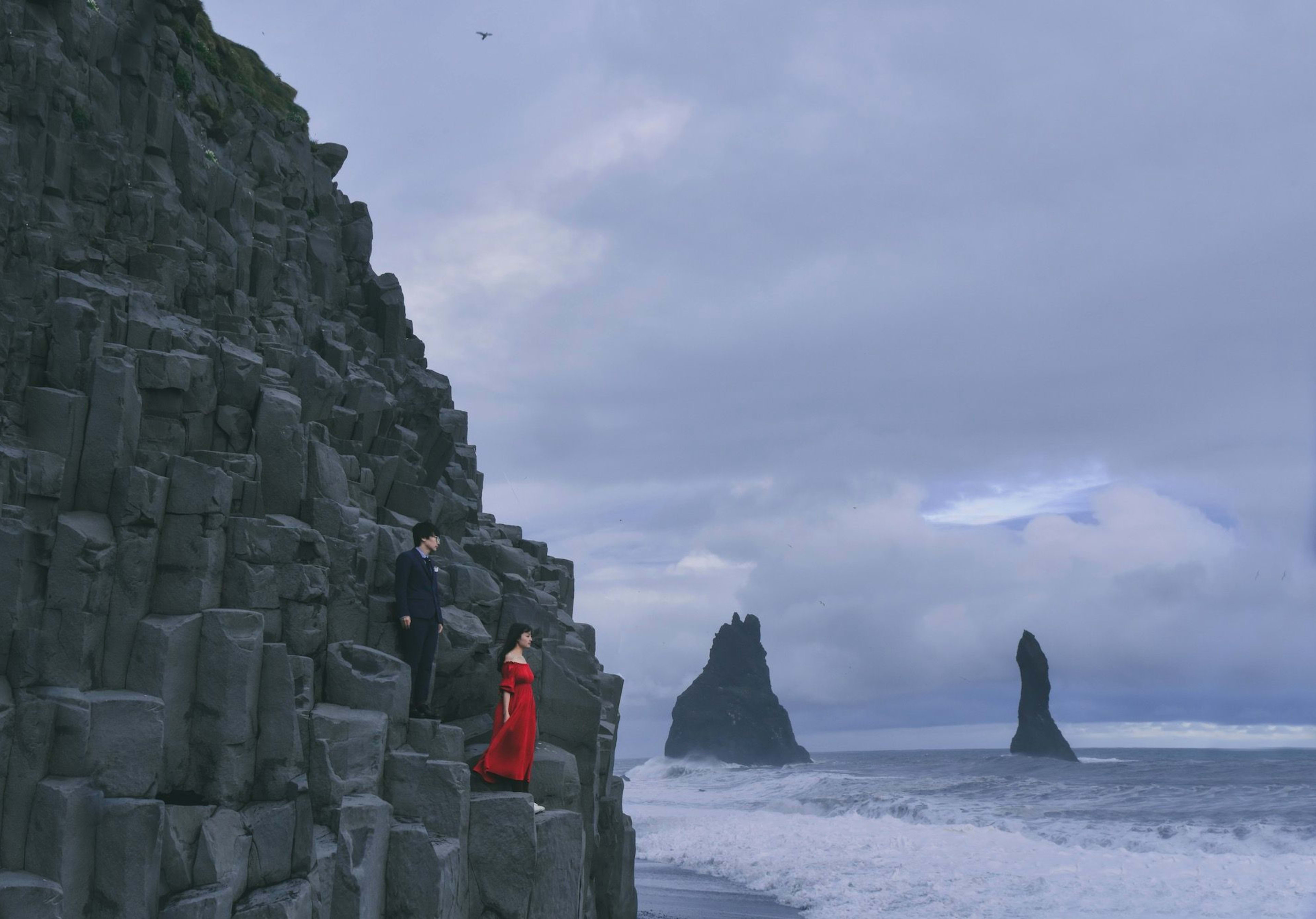 Couple at the Basalt Columns