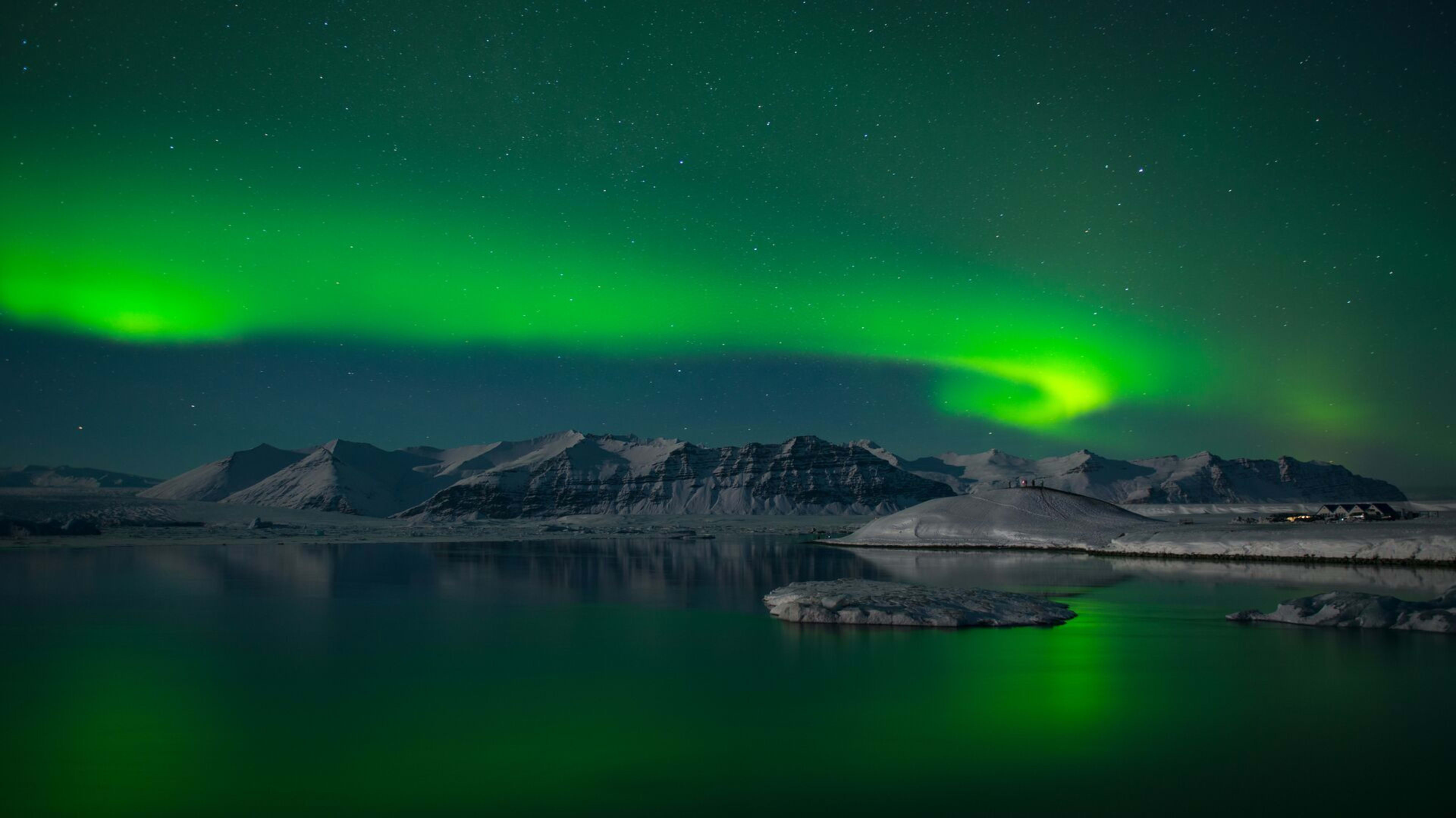Aurora Boreal in Iceland Jokulsarlon