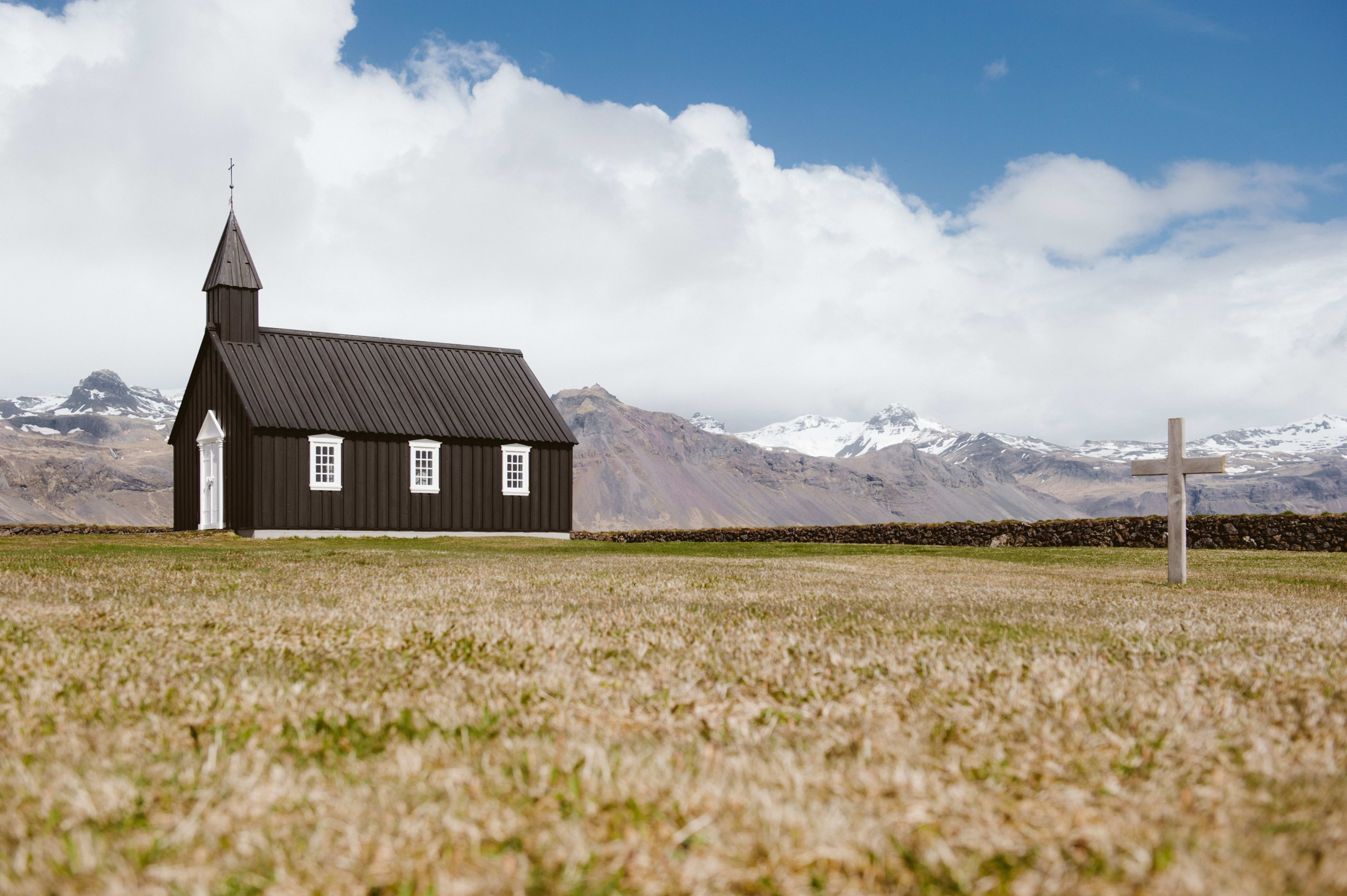 Budakirkja church