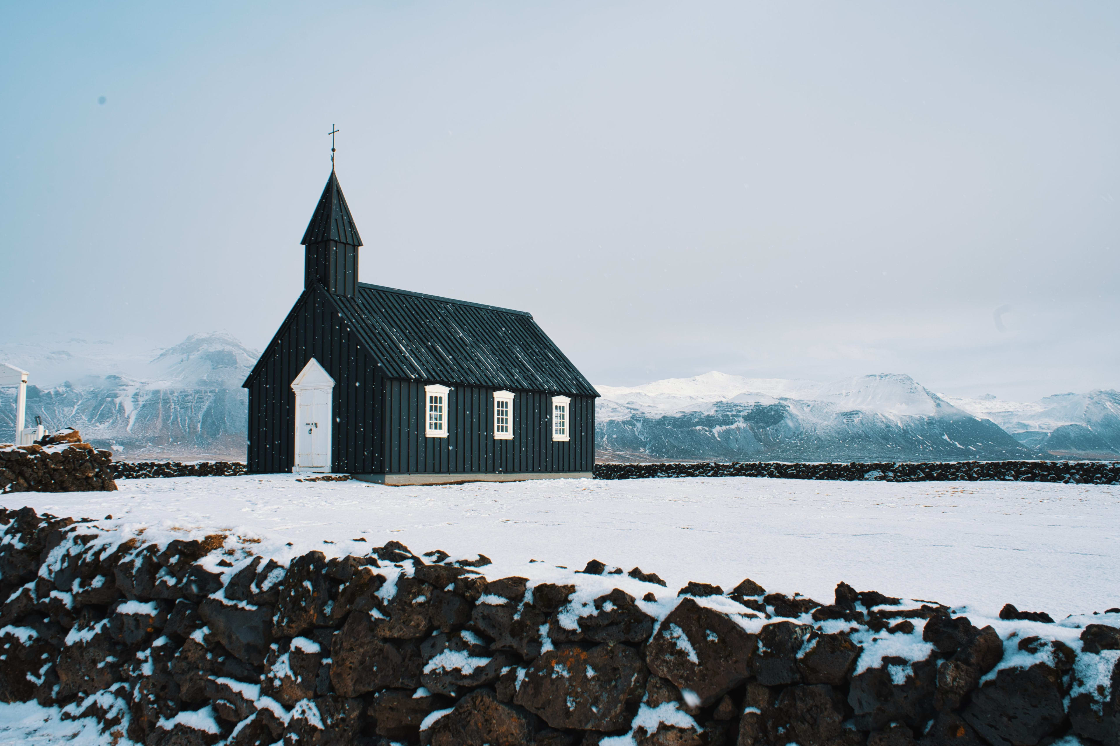 Budakirkja church in winter