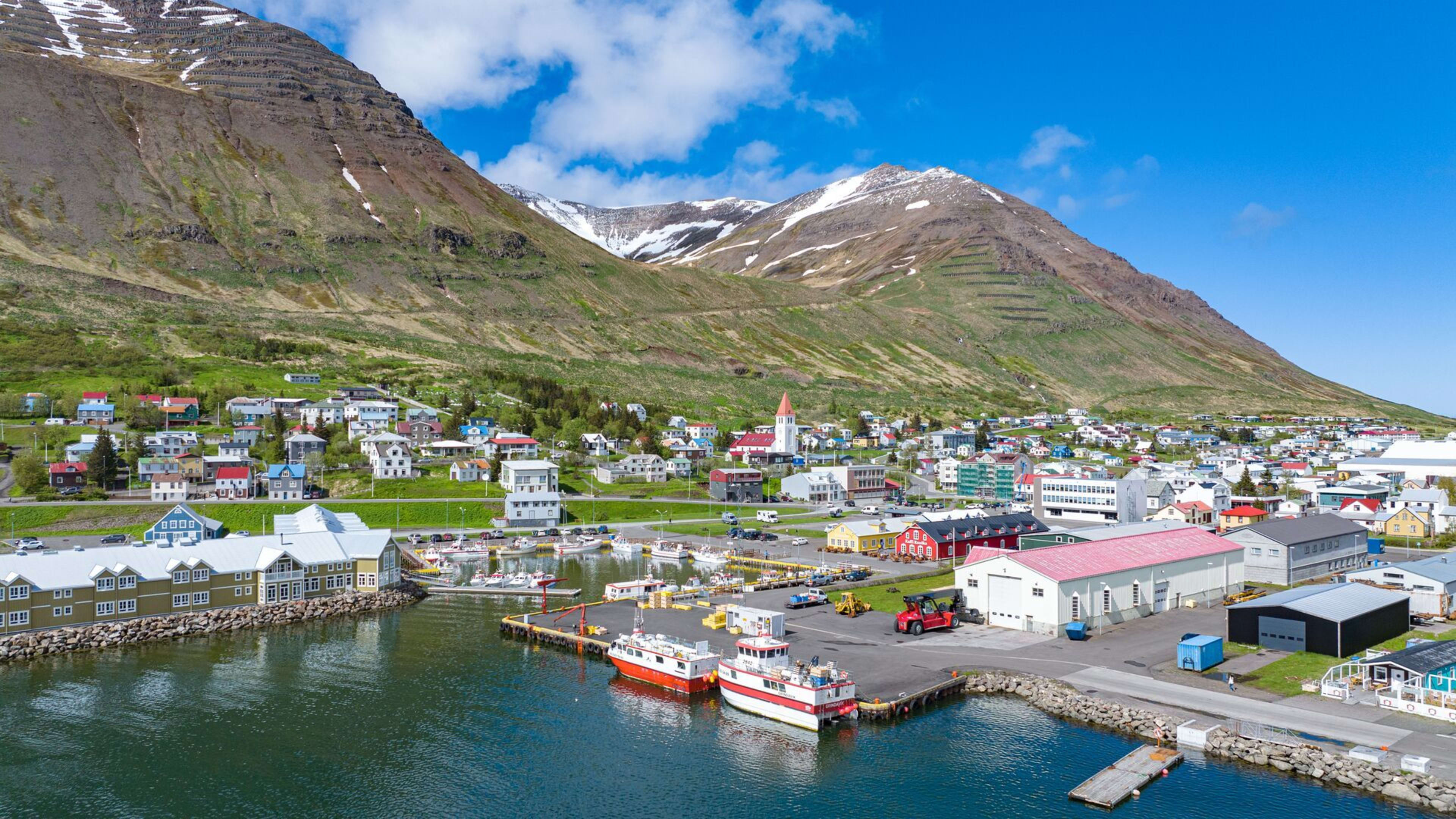 iceland fishing village