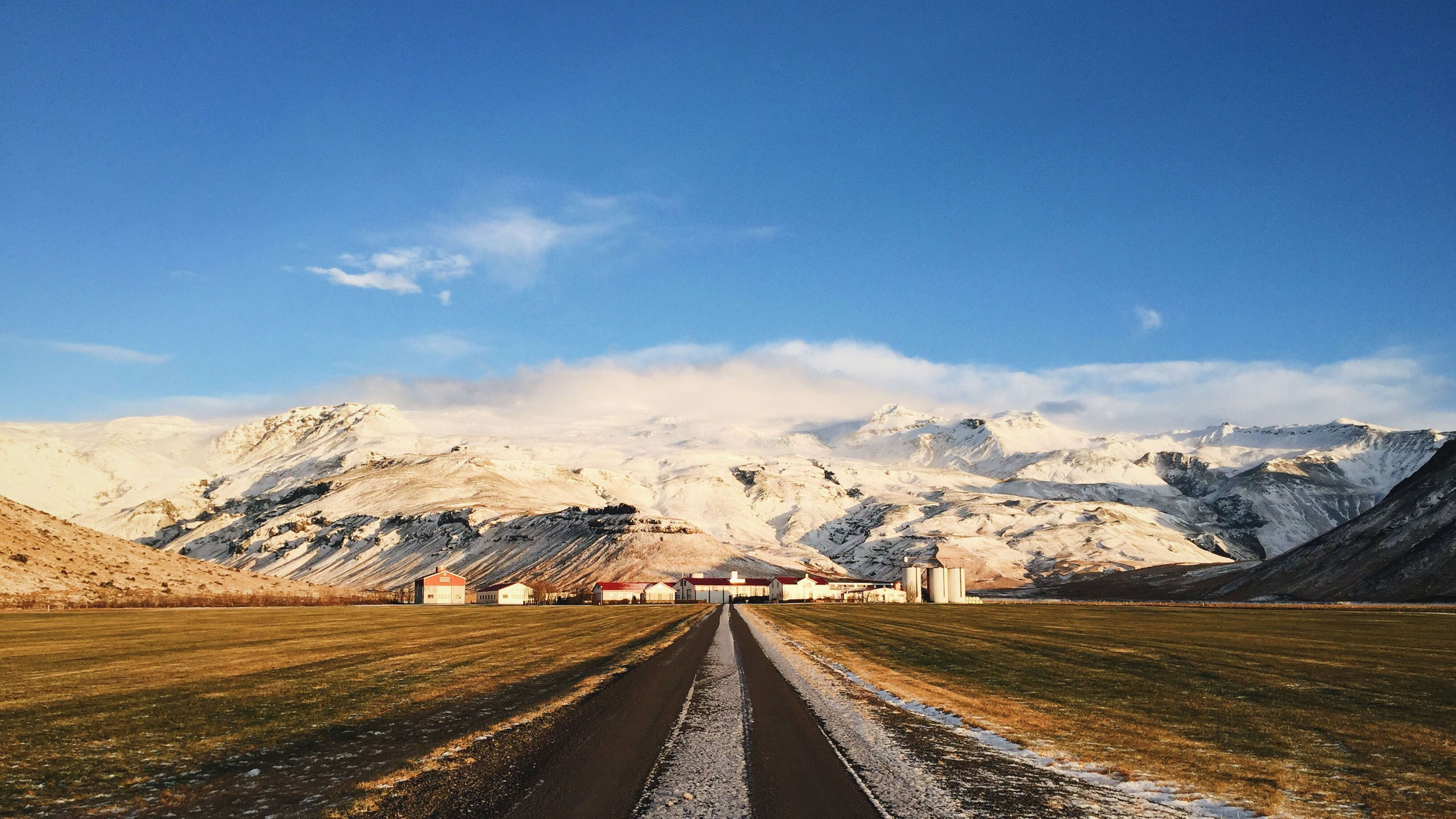 road to Eyjafjallajokull