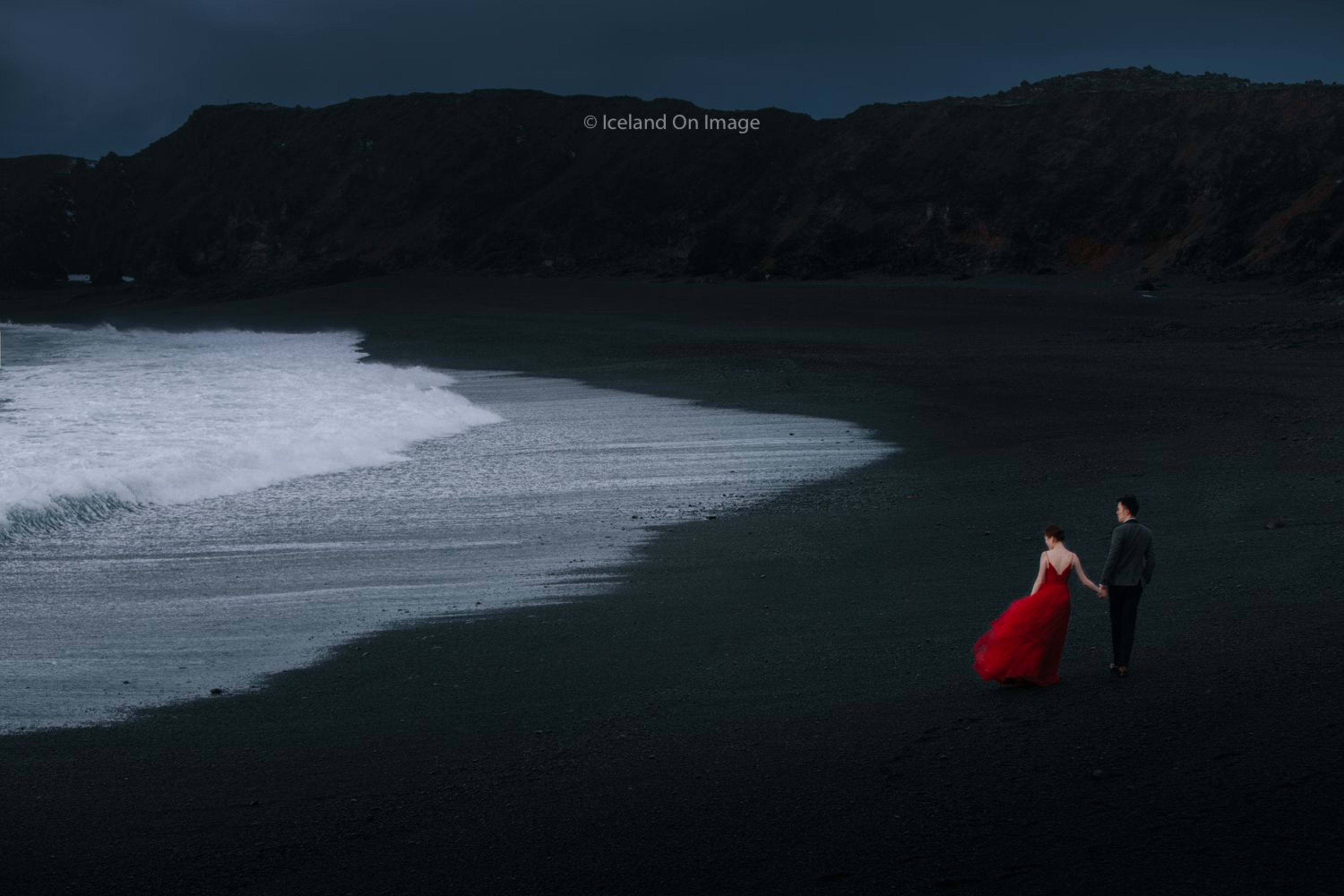 black sand beach wedding photography