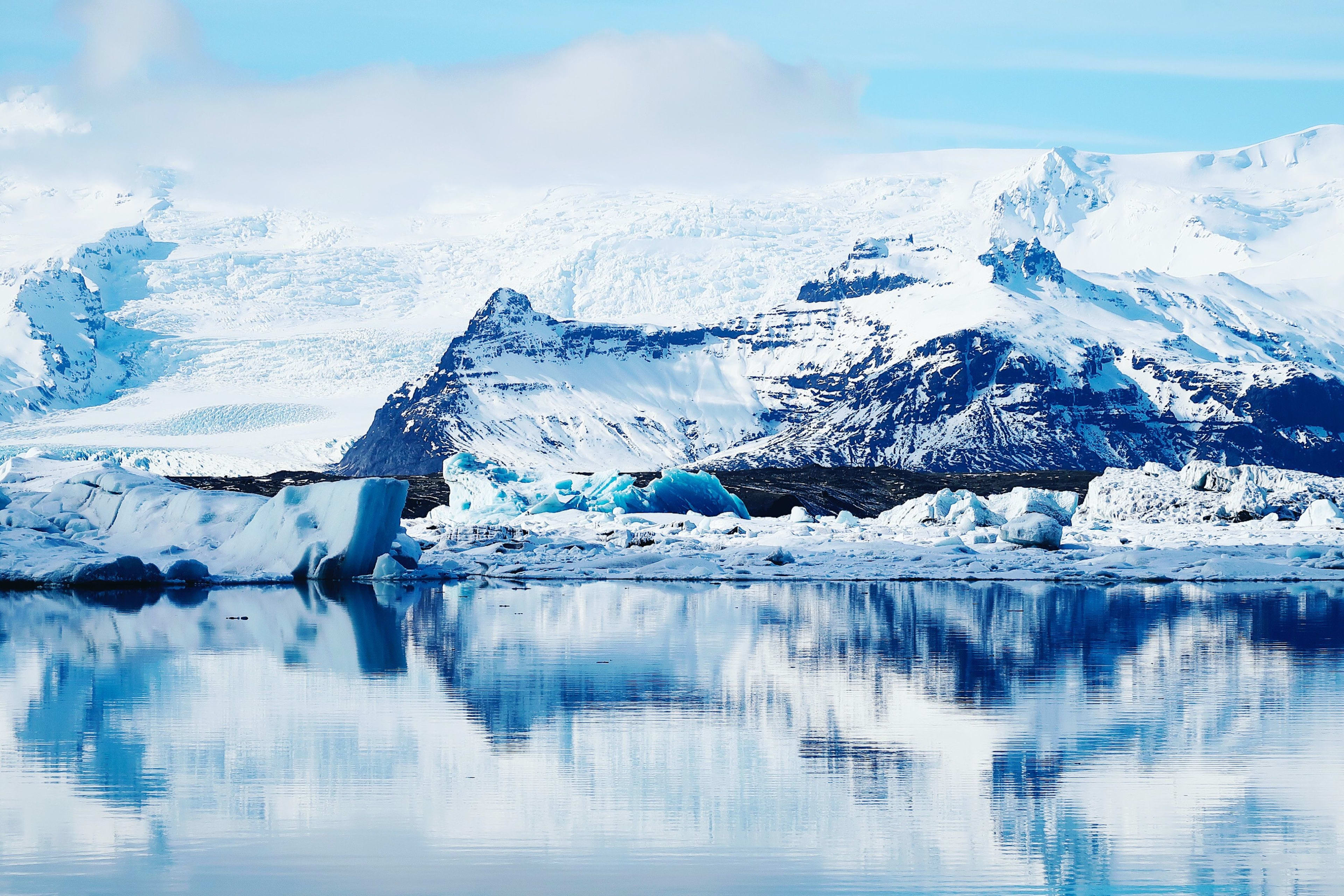 pure Jokulsarlon glacier lagoon