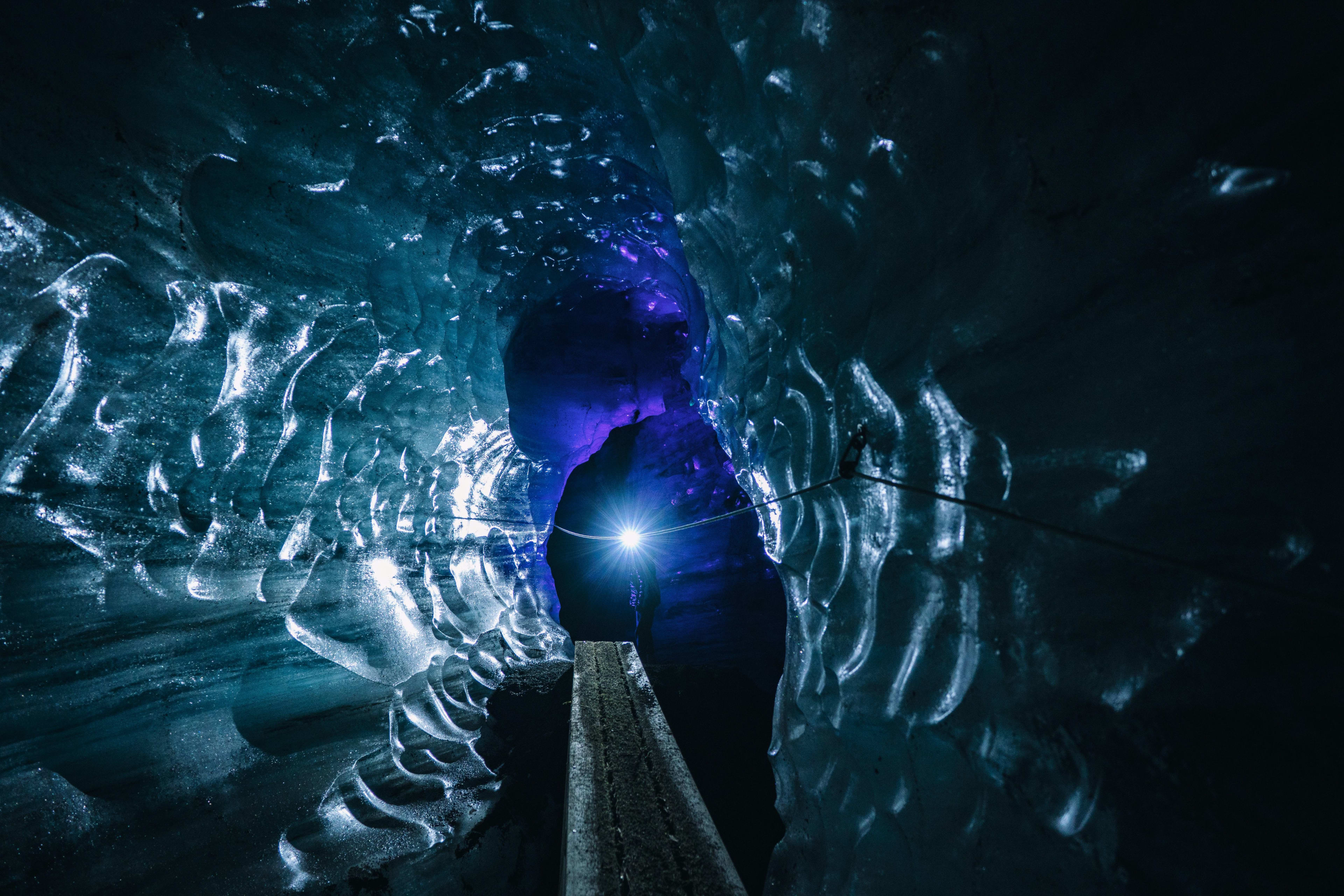 road in the katla ice cave