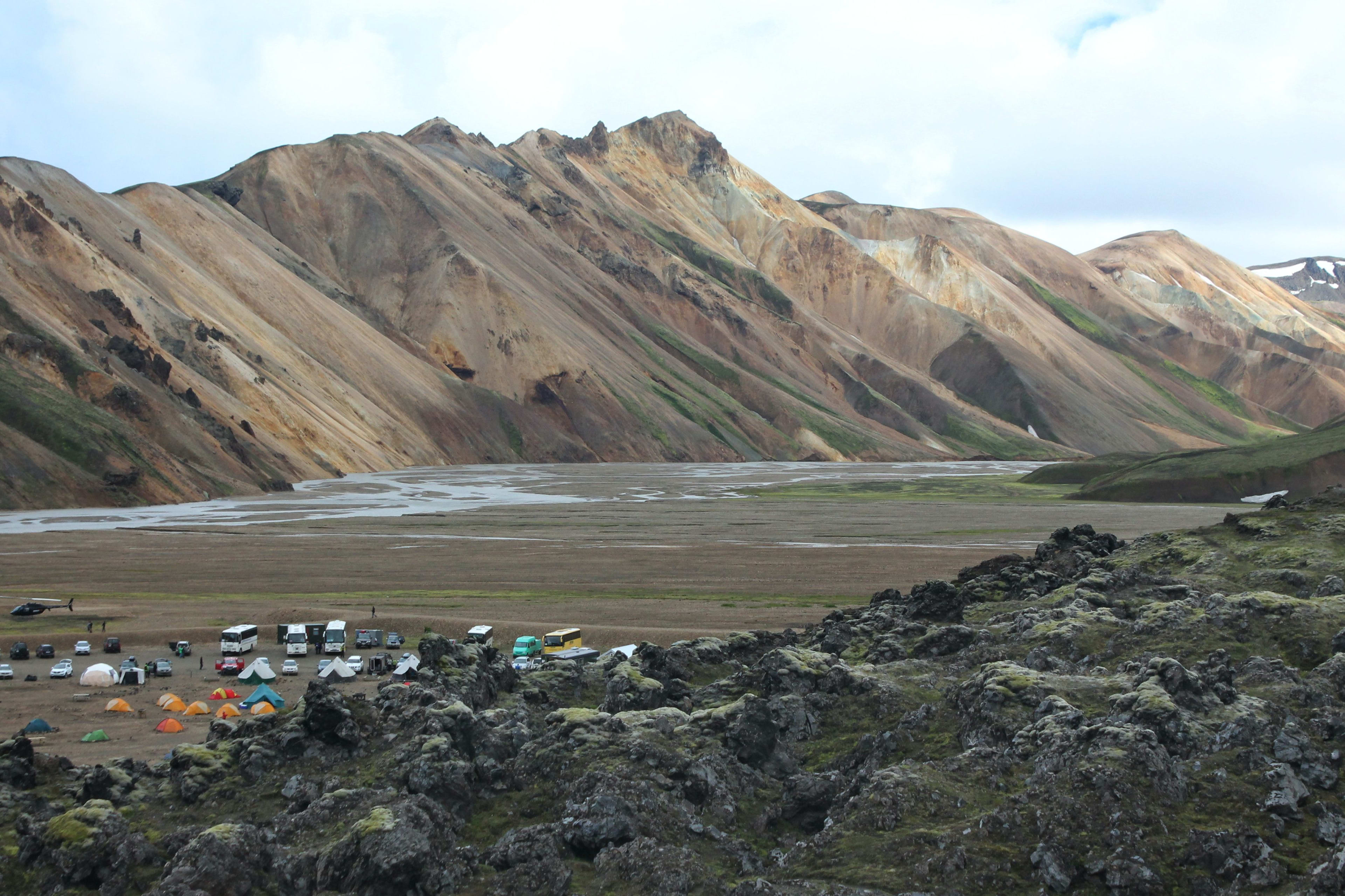 camping in Landmannalaugar