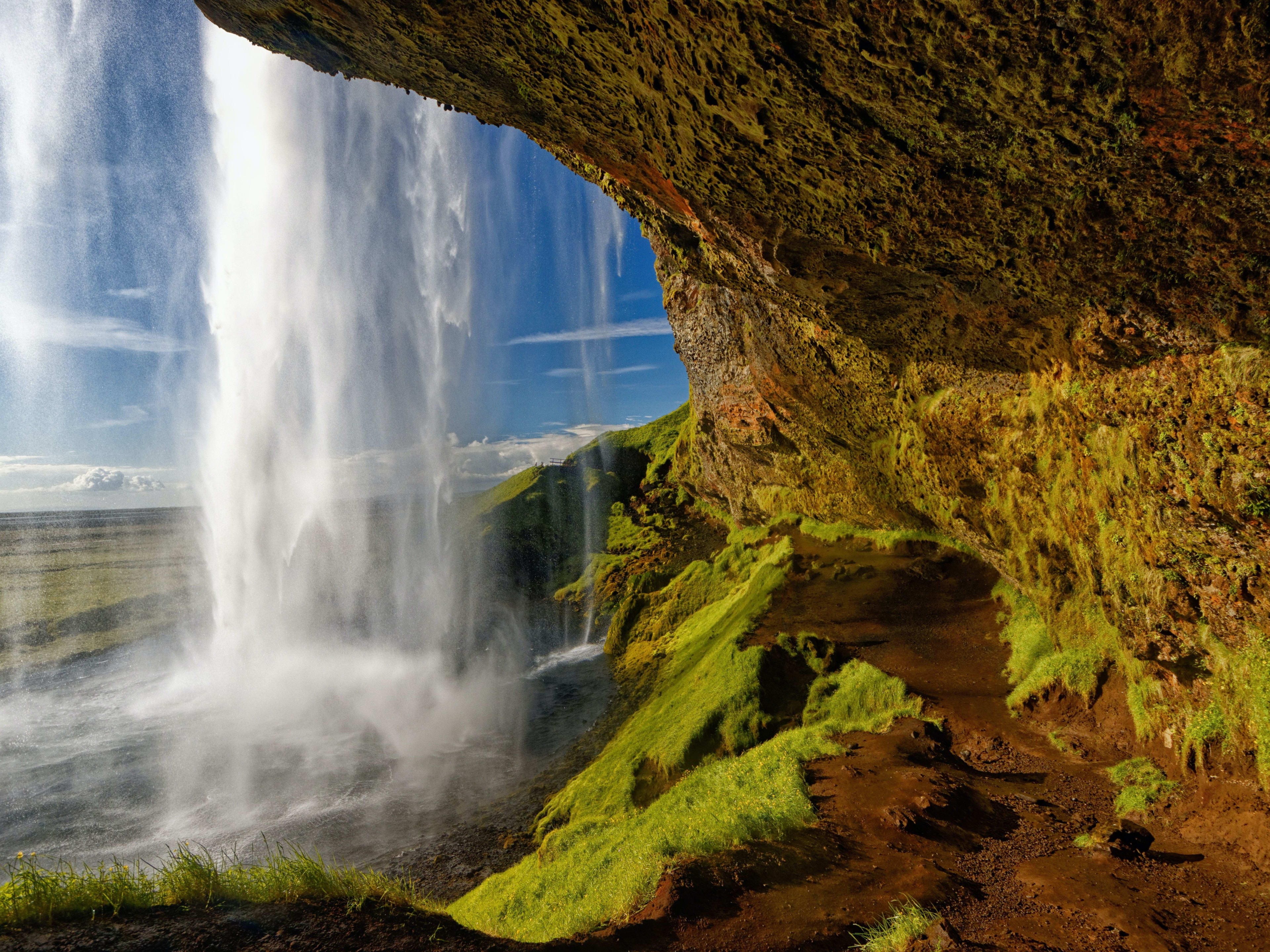 white splash of seljalandsfoss in iceland