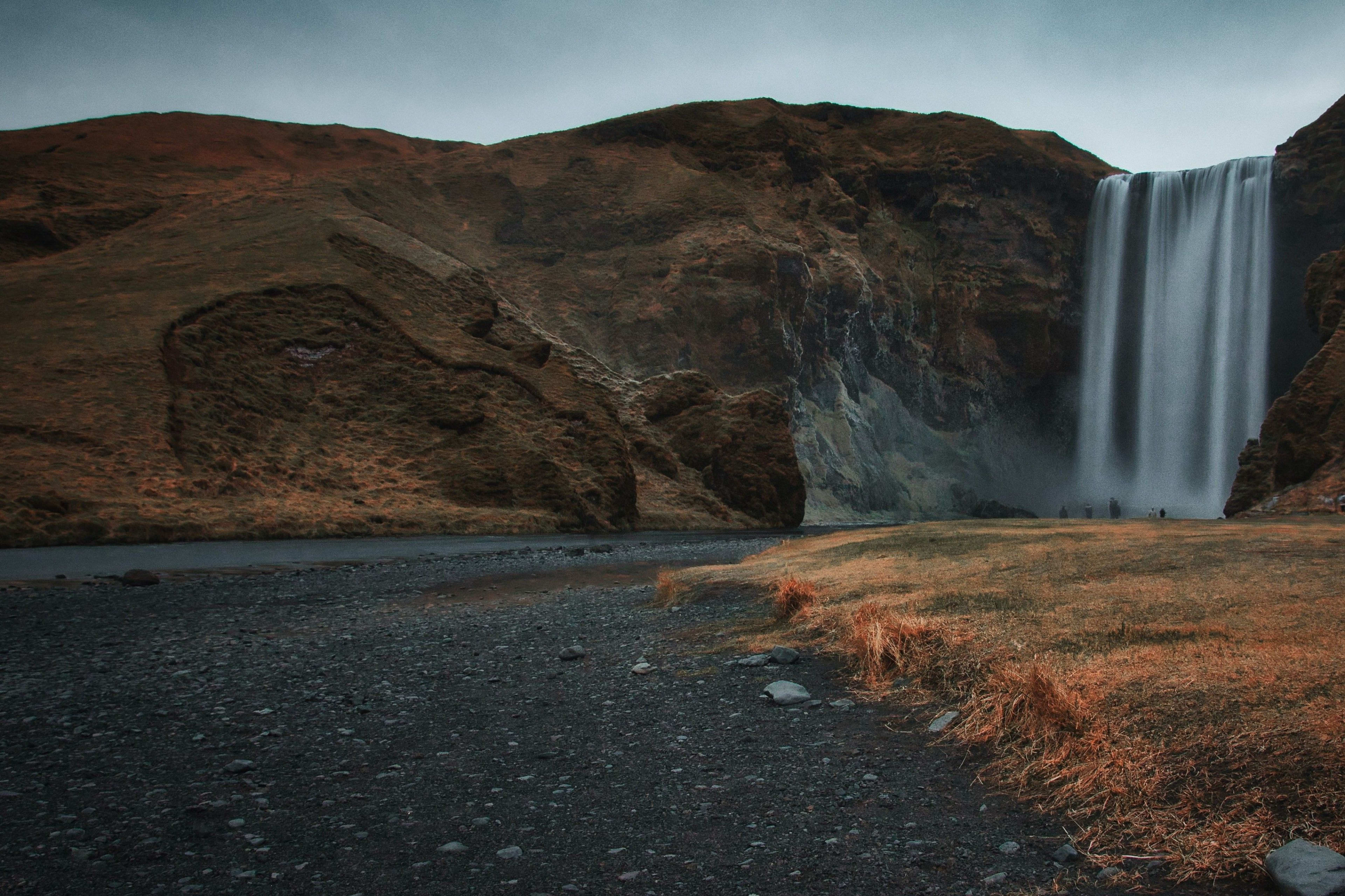 skogafoss in autumn