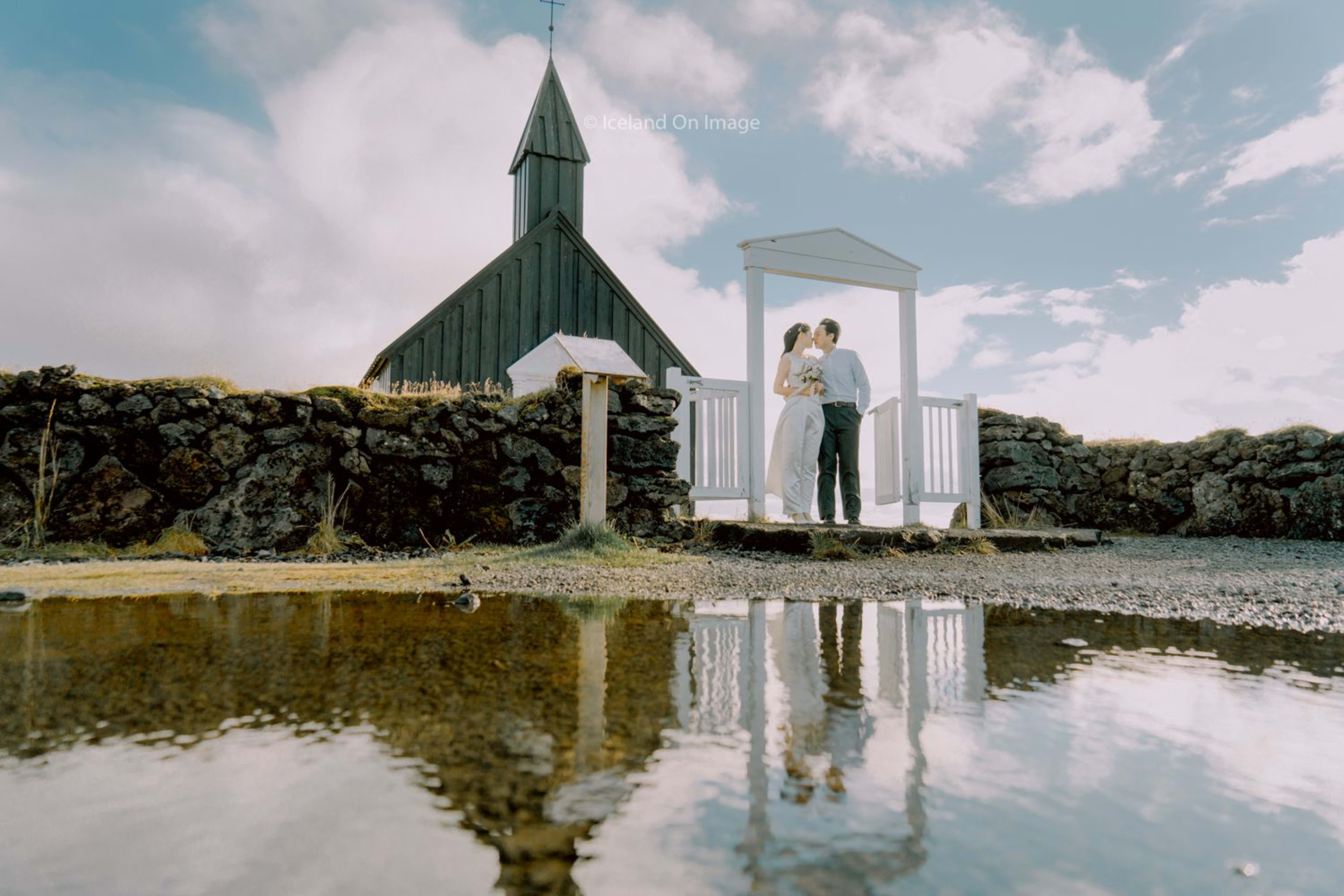 wedding couple at budir black church