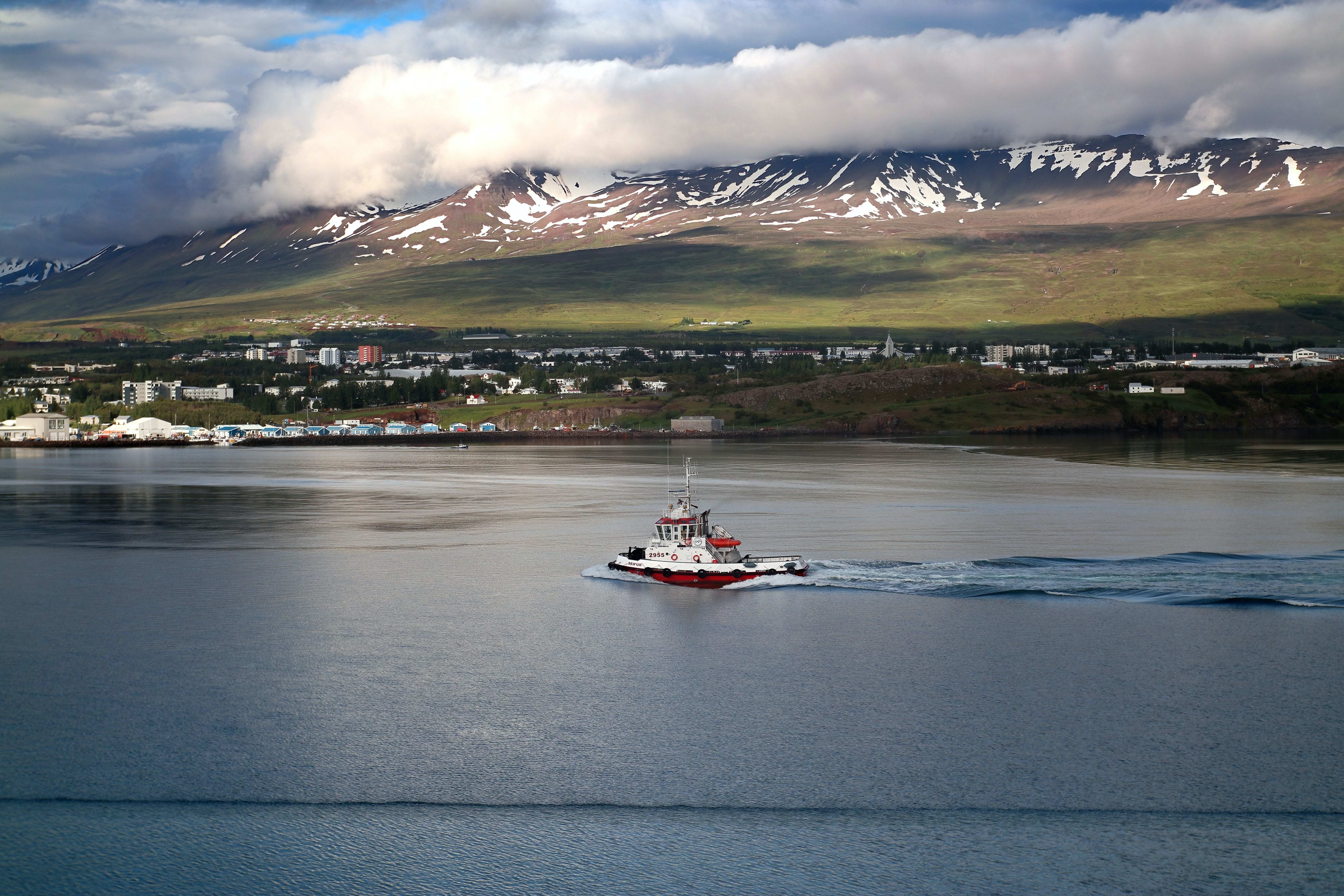 akureyri and ferry