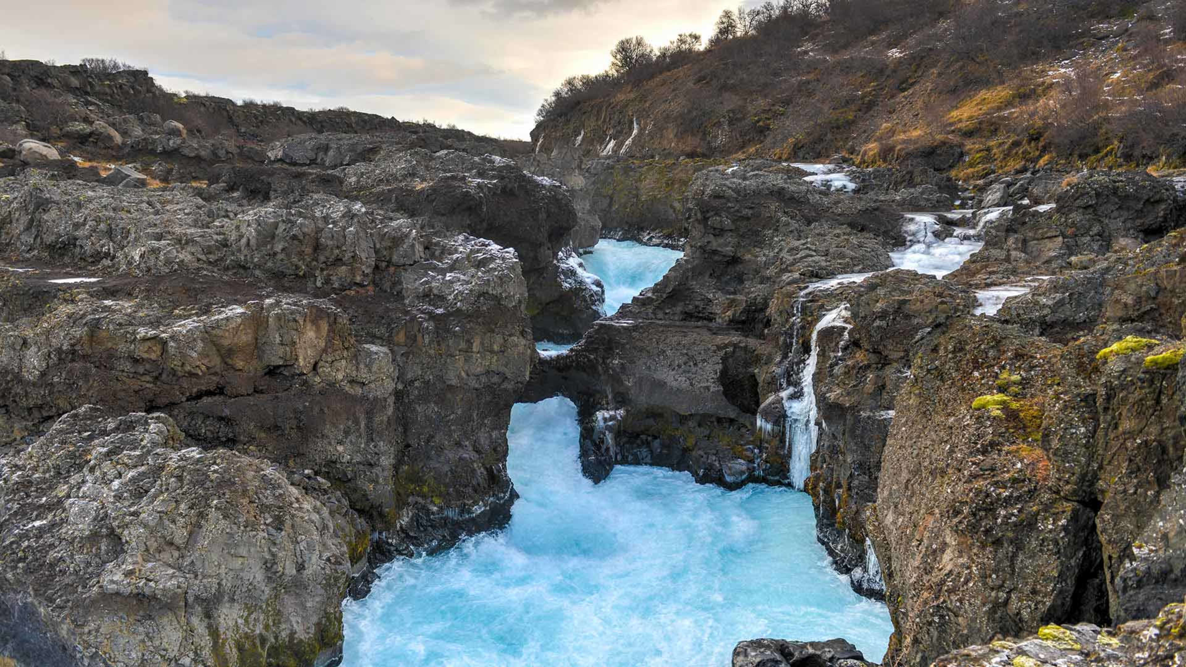 barnafoss in west iceland (unlicensed)