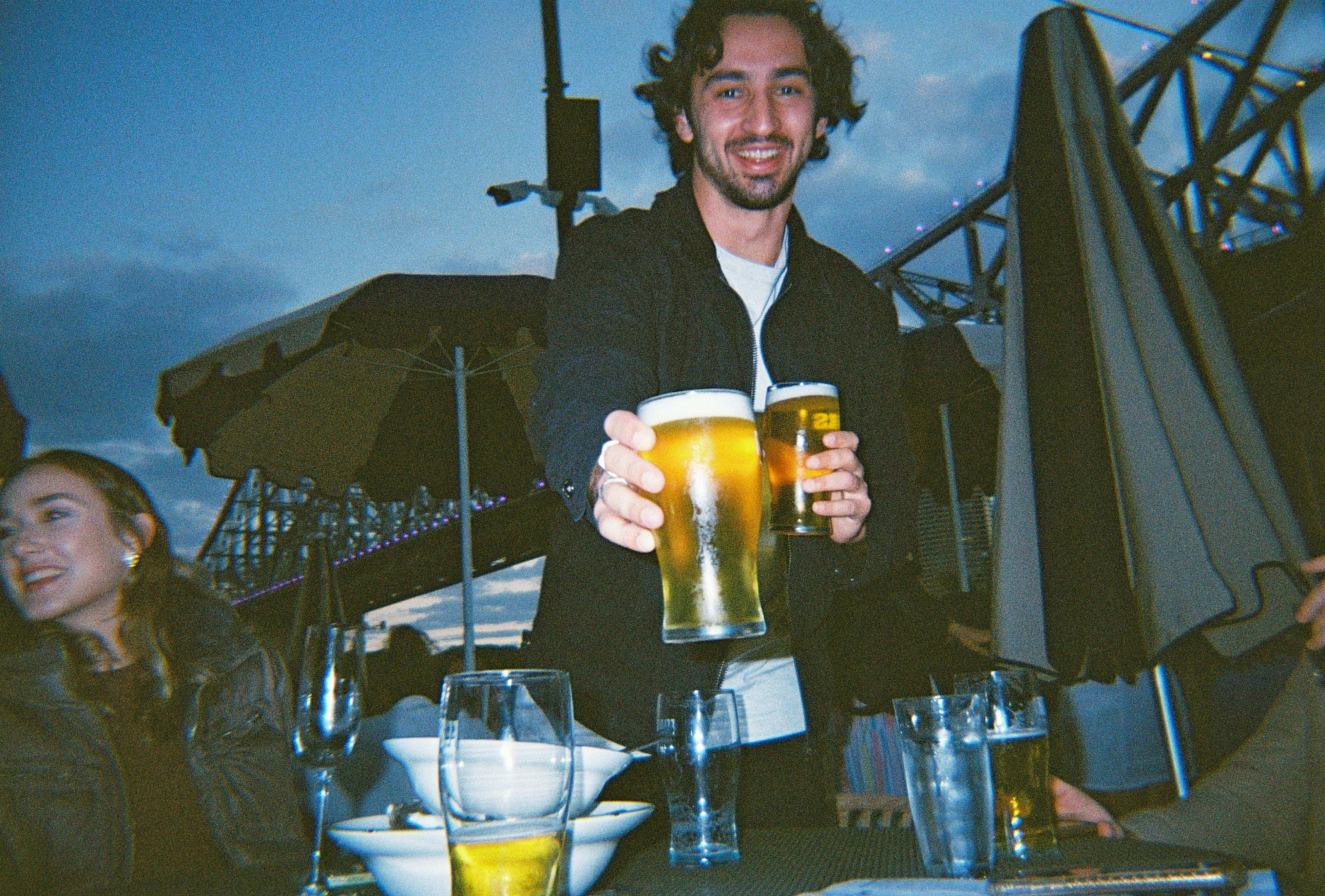 share beer in party