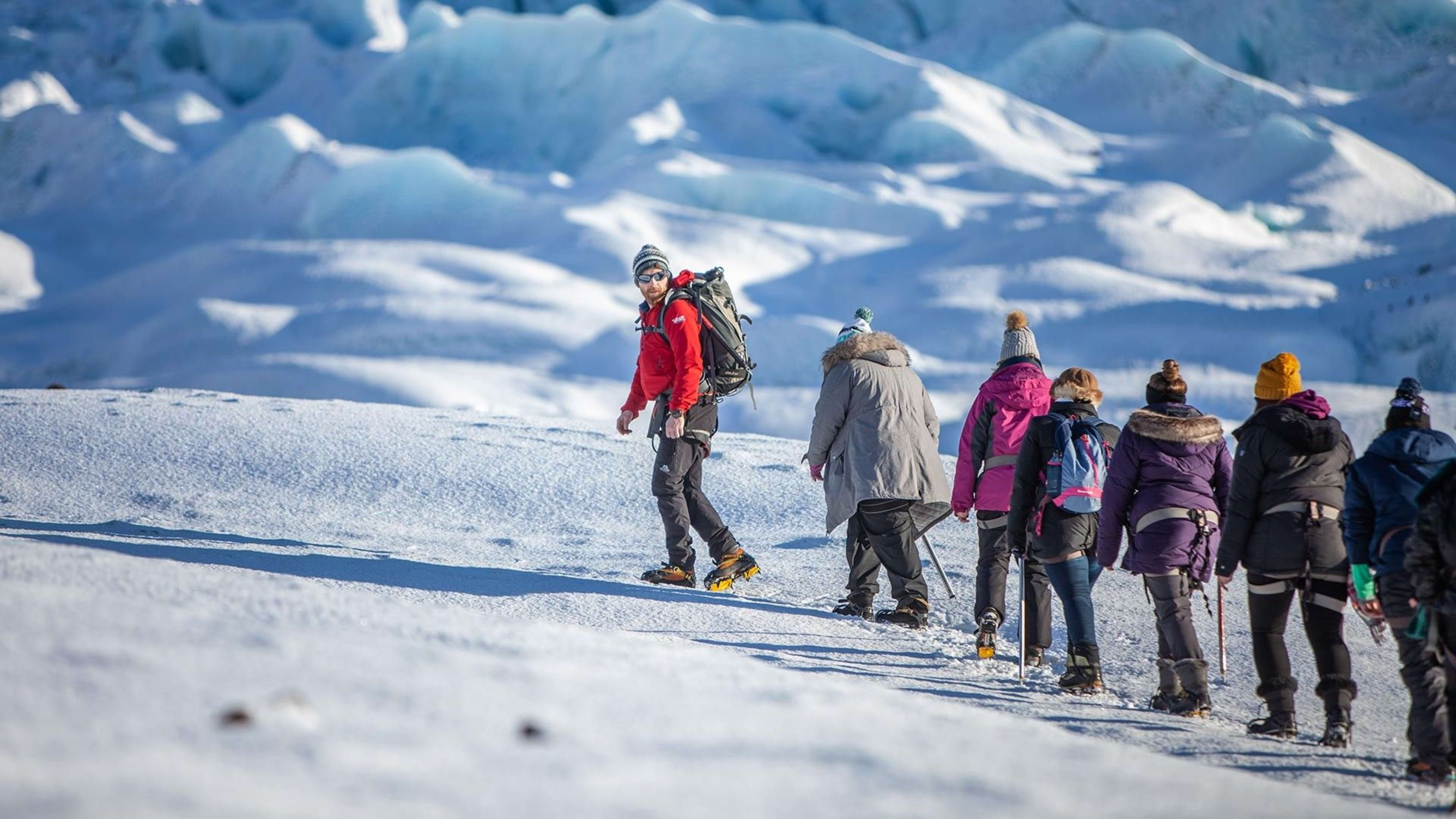skaftafell blue ice glacier walk