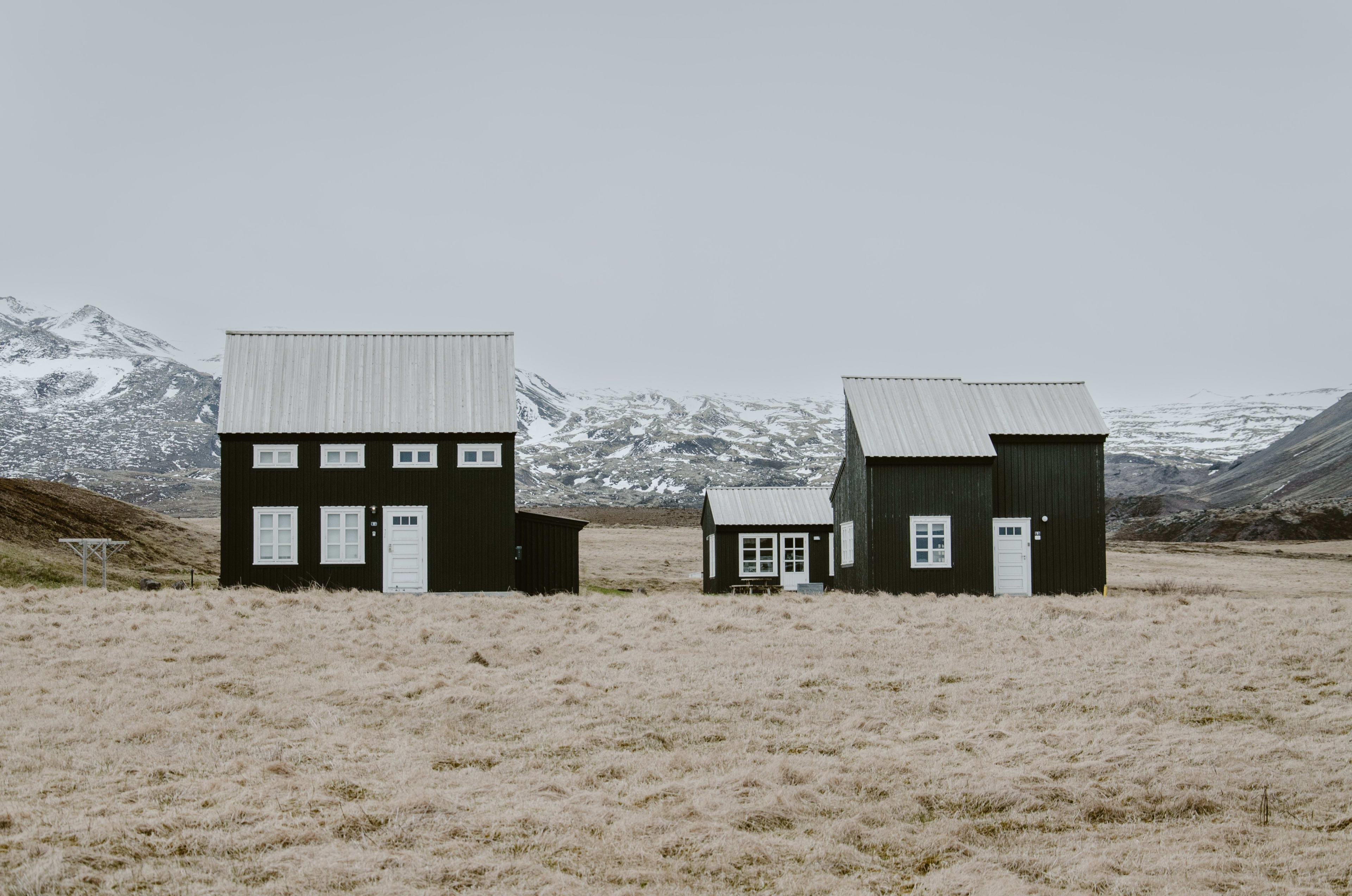 houses-snaefellsnes