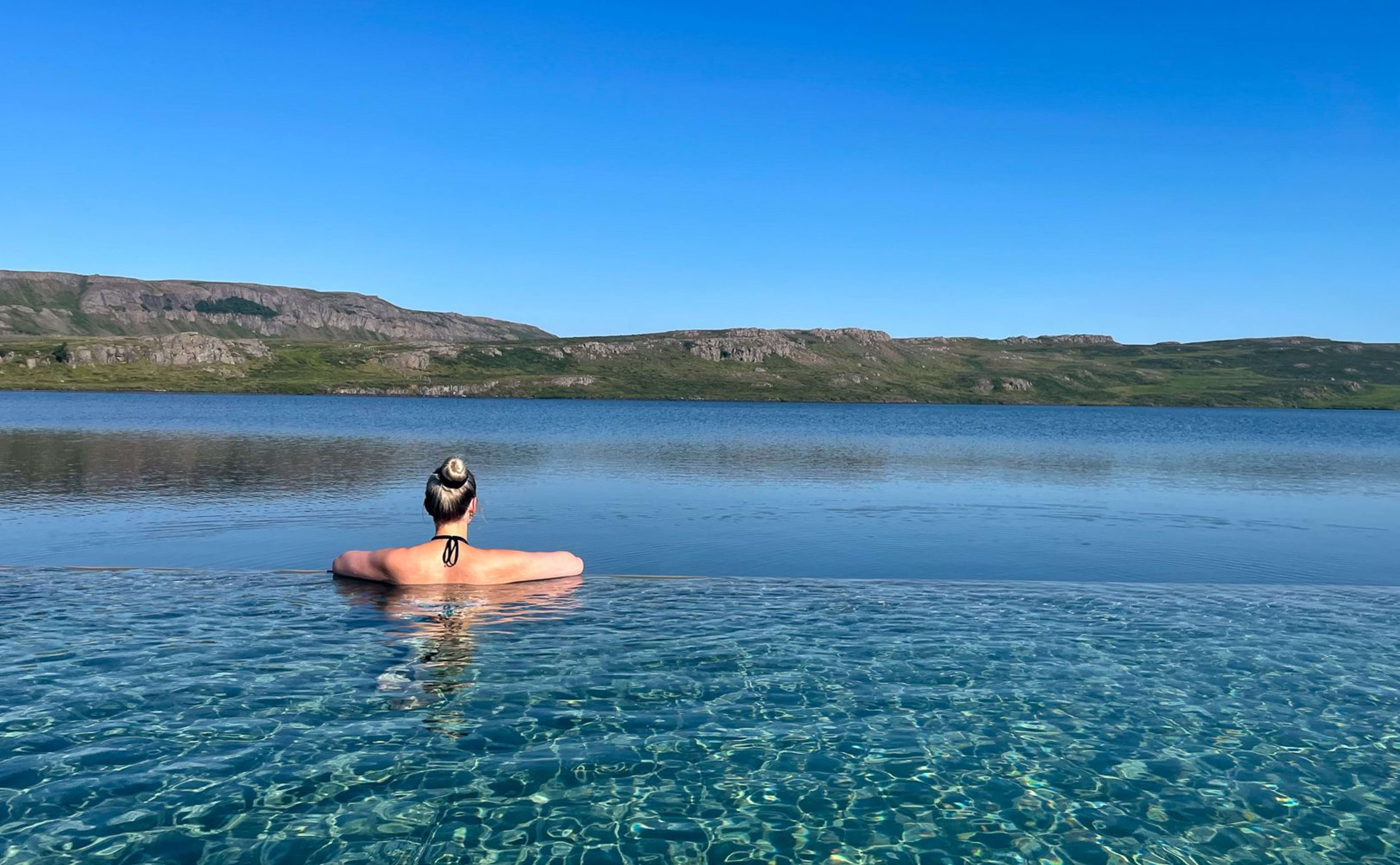 woman enjoy vok baths