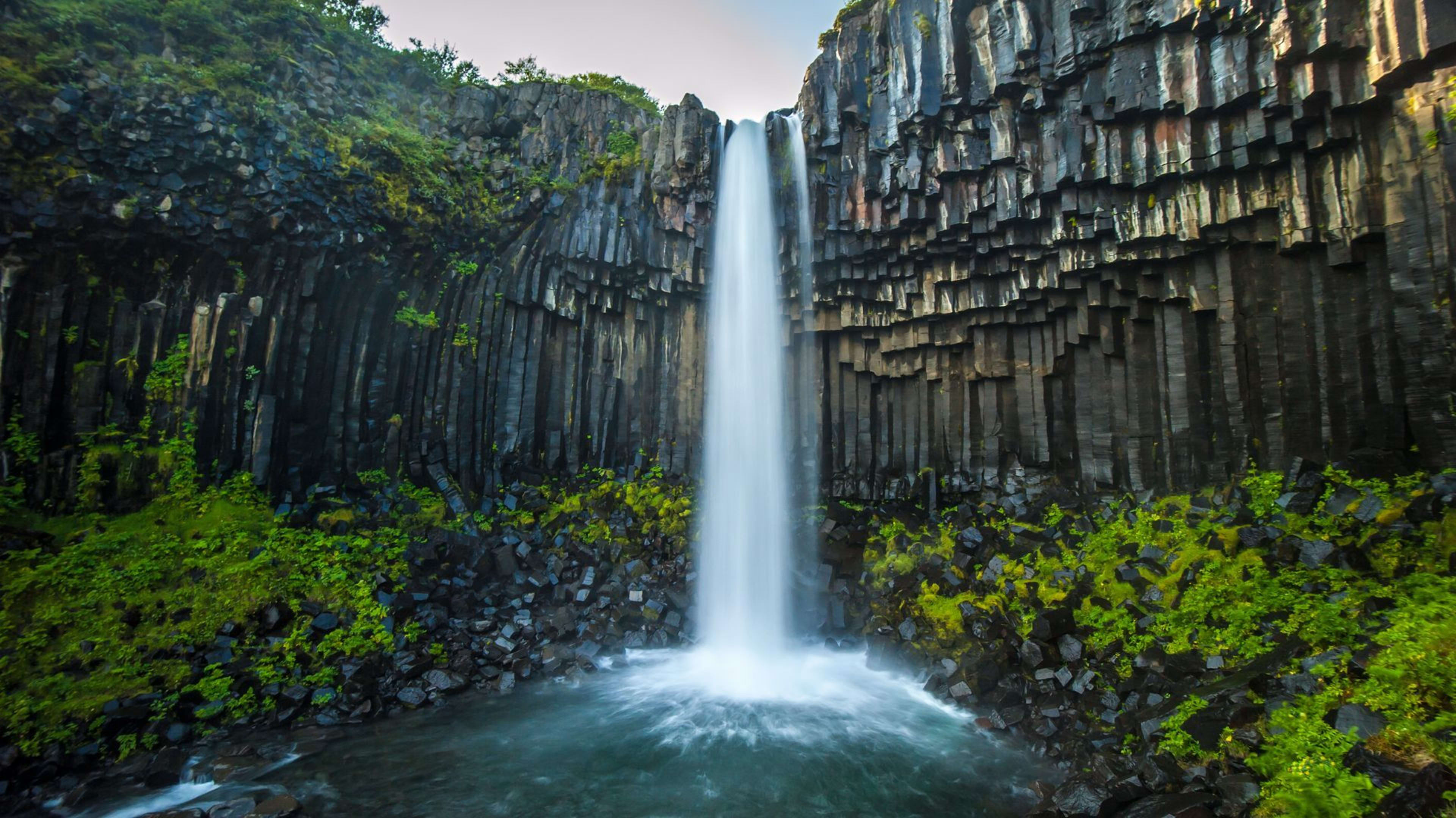 svartifoss and its basalt column in summer