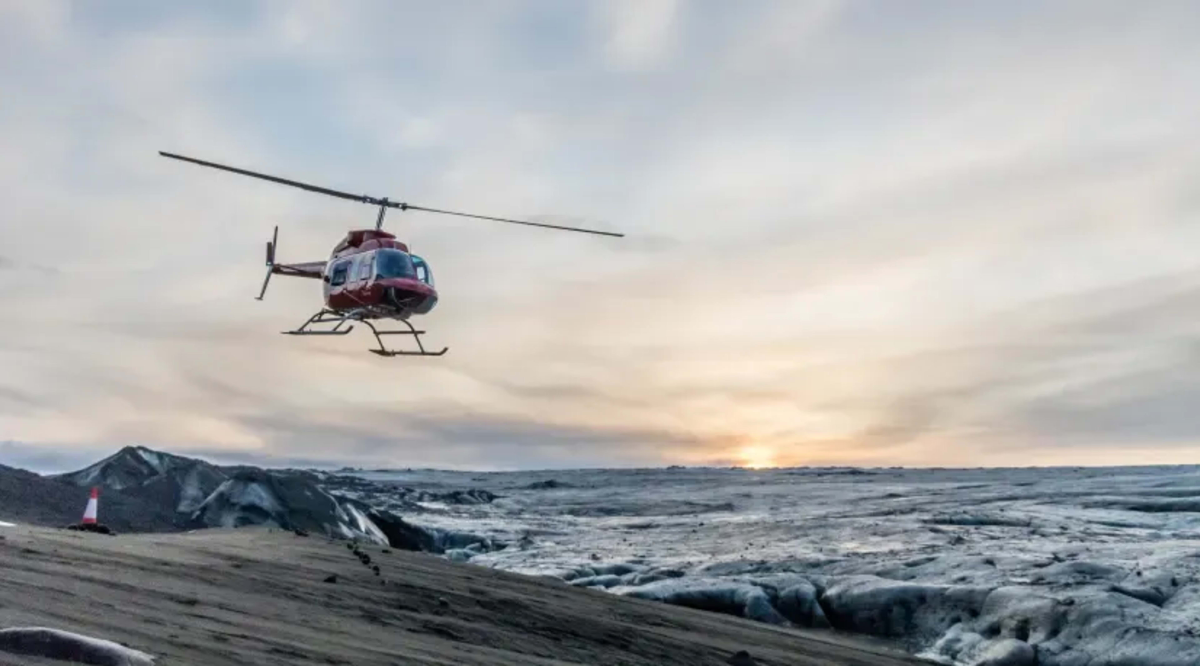 fly over glacier by helicopter